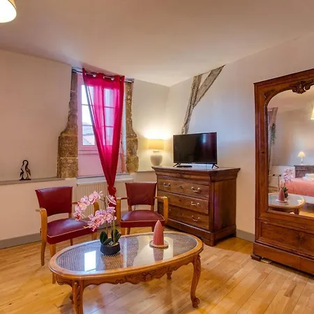 Prázdninový dům En Couleurs, Maison 10 Personnes Centre Historique Sarlat-la-Canéda