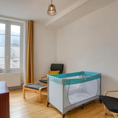 Prázdninový dům En Couleurs, Maison 10 Personnes Centre Historique *